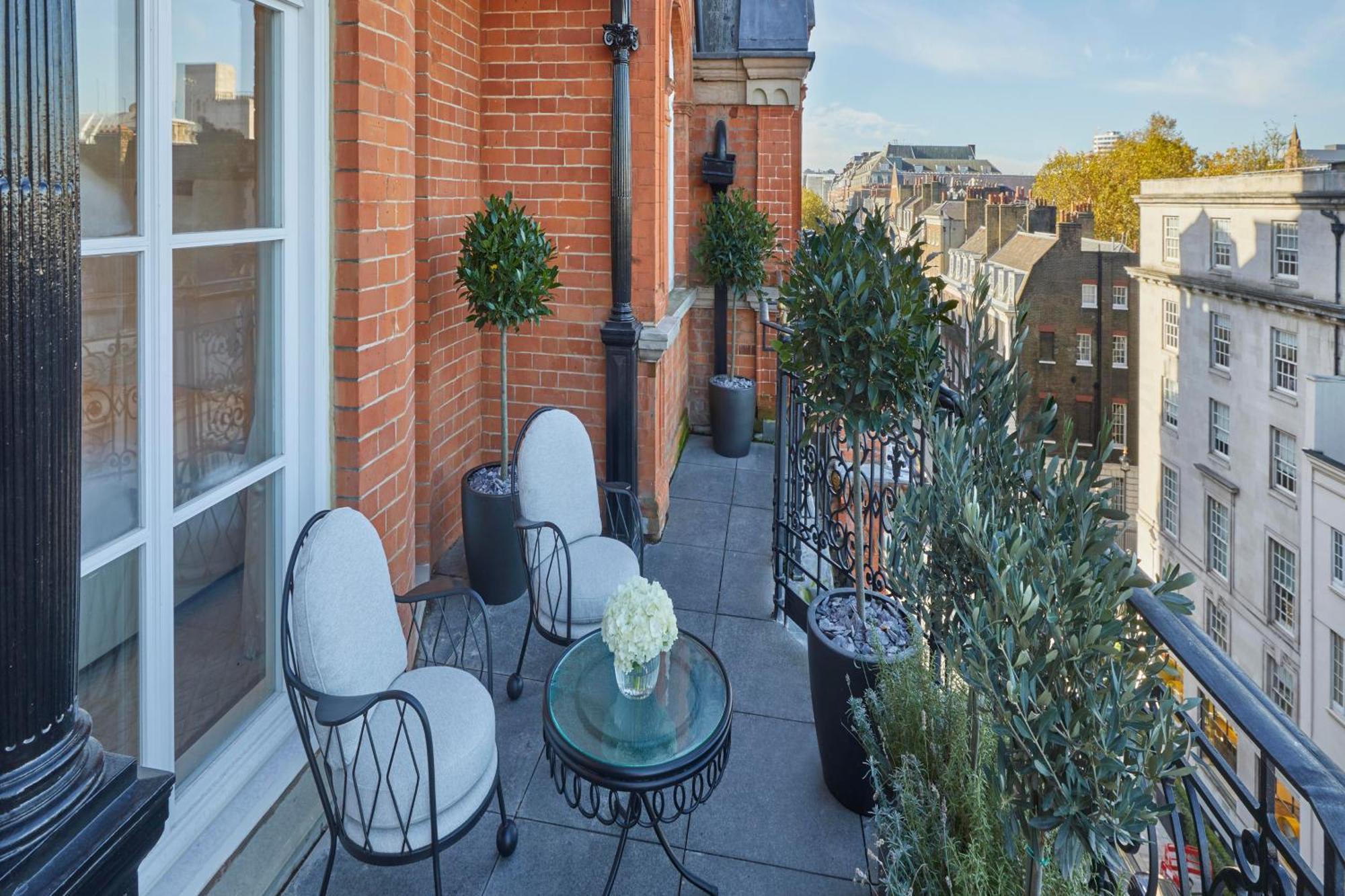 Claridge'S Hotel London Exterior photo